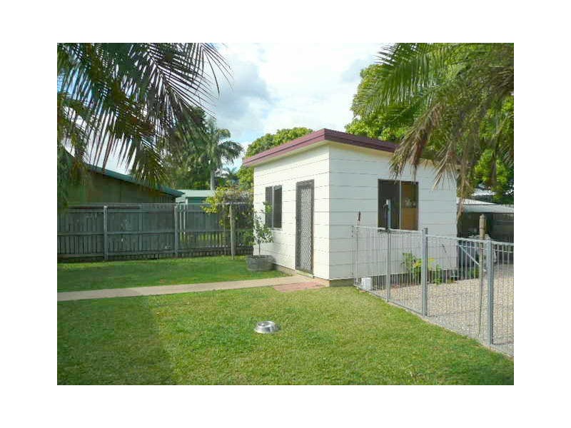 66 Kershaw Street, Park Avenue QLD 4701