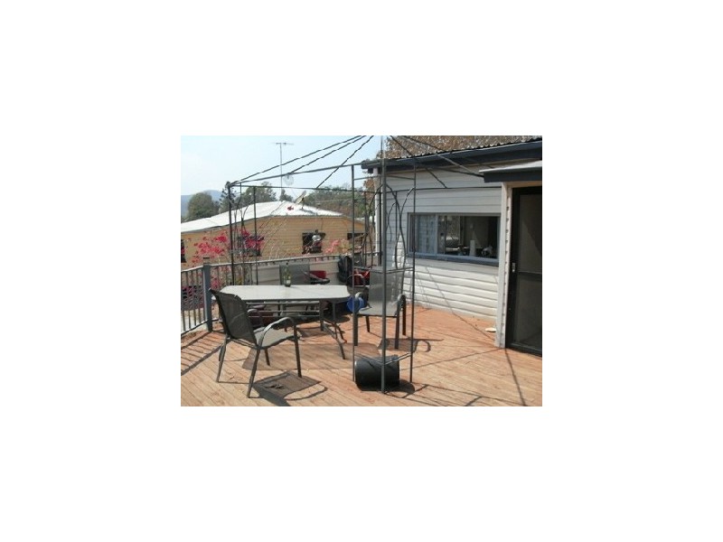 81 Dee Street, Mount Morgan QLD 4714