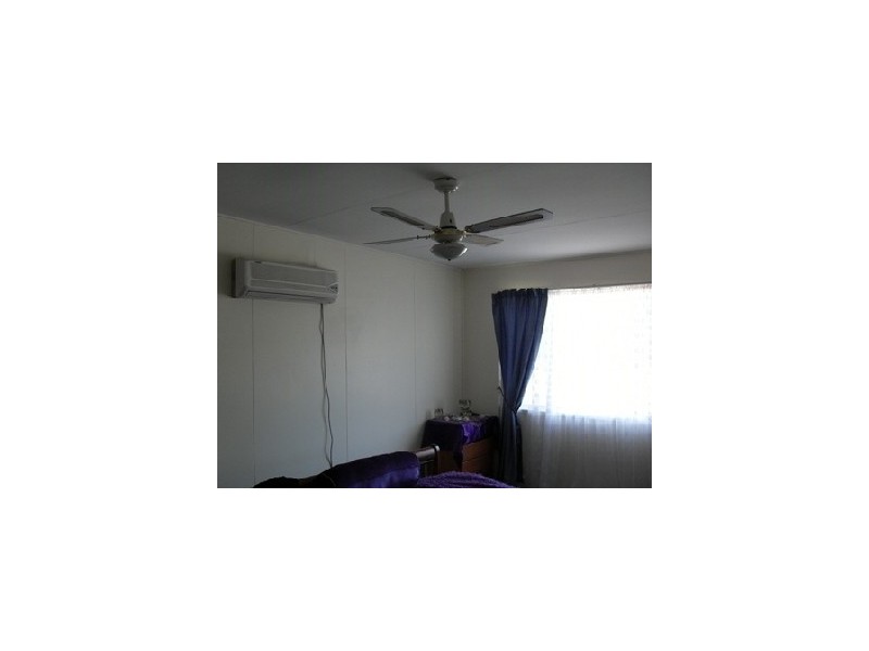 81 Dee Street, Mount Morgan QLD 4714