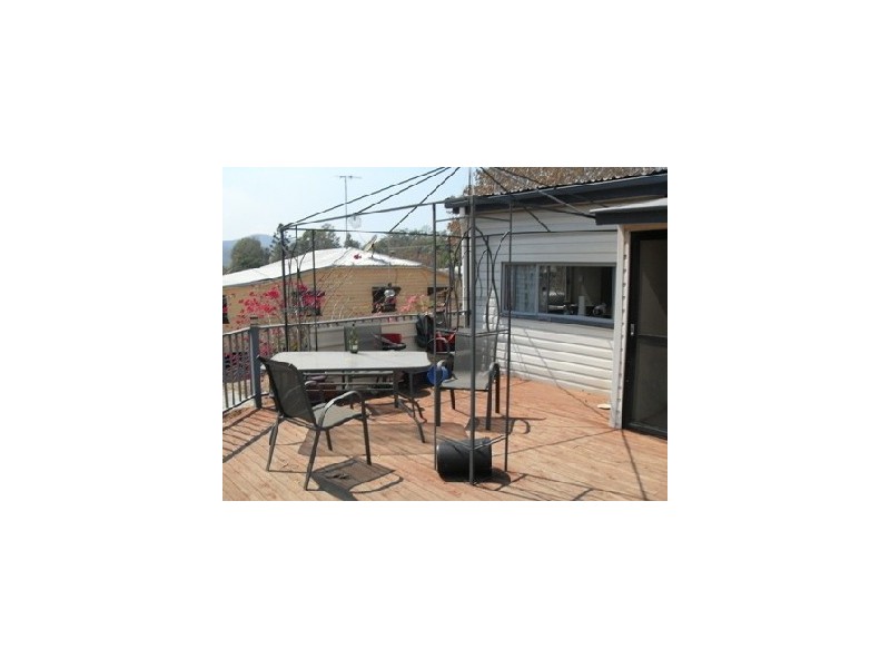 81 Dee Street, Mount Morgan QLD 4714