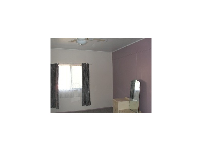 81 Dee Street, Mount Morgan QLD 4714