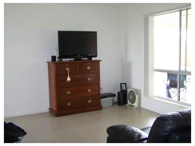 38 James Street, Gracemere QLD 4702