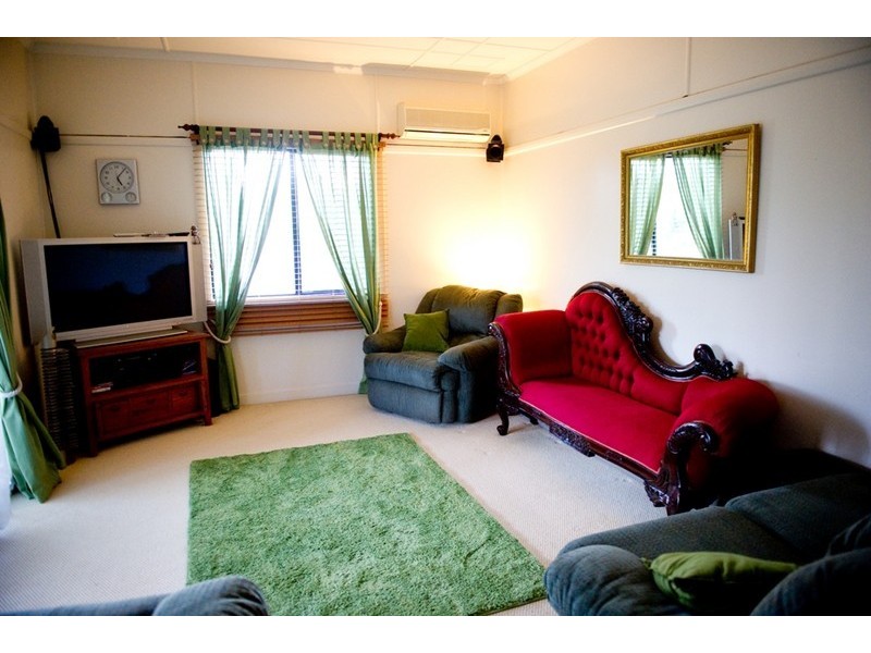 105 Robinson Street, Frenchville QLD 4701