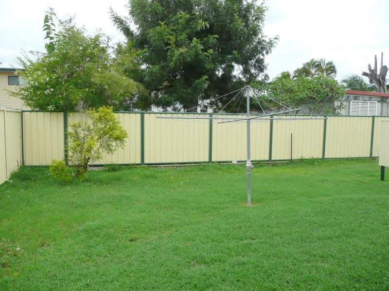 87 Menzies Street, Park Avenue QLD 4701