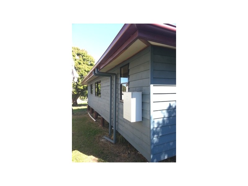 17 Grey Street, Mount Morgan QLD 4714
