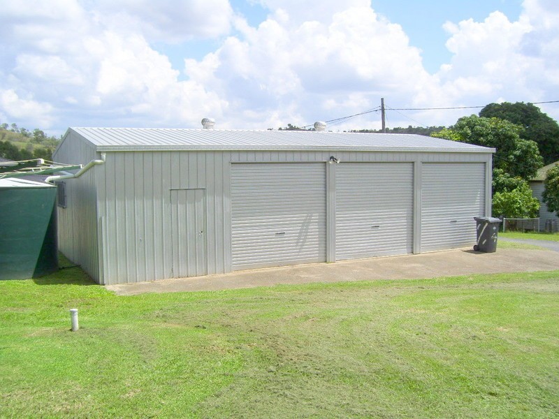4 Queen Street, Mount Morgan QLD 4714