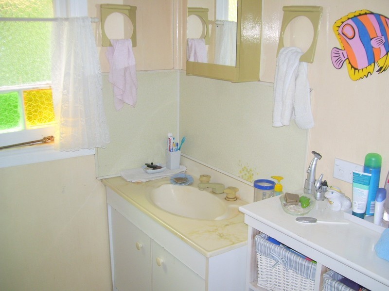 39  Davis Street, Allenstown QLD 4700