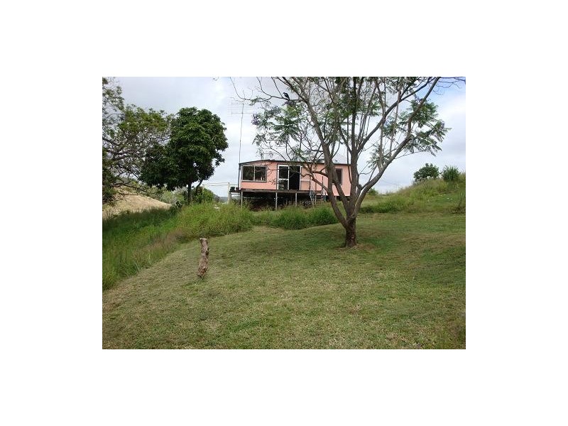 90 Darcy Street, Mount Morgan QLD 4714