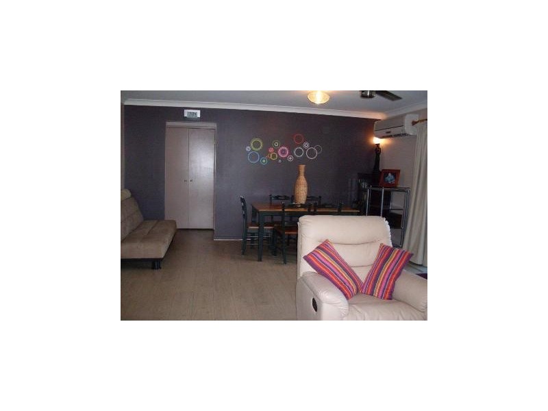 15 Poole Street, Kawana QLD 4701