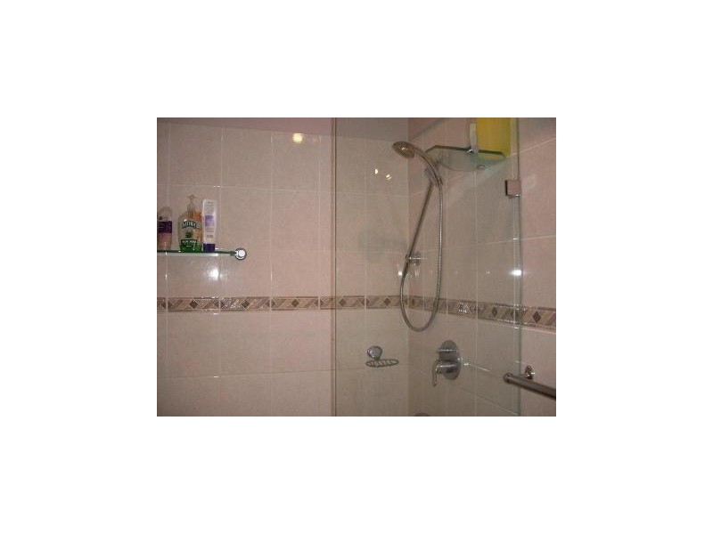 15 Poole Street, Kawana QLD 4701