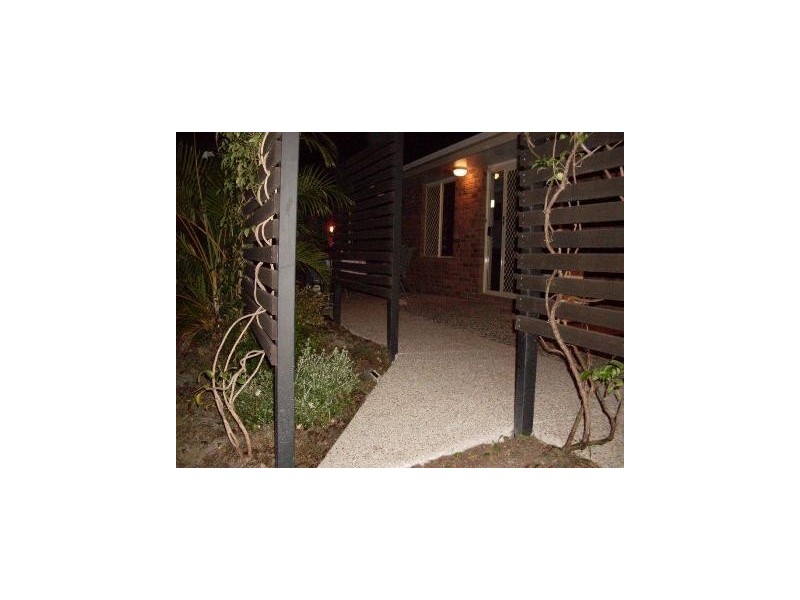 15 Poole Street, Kawana QLD 4701