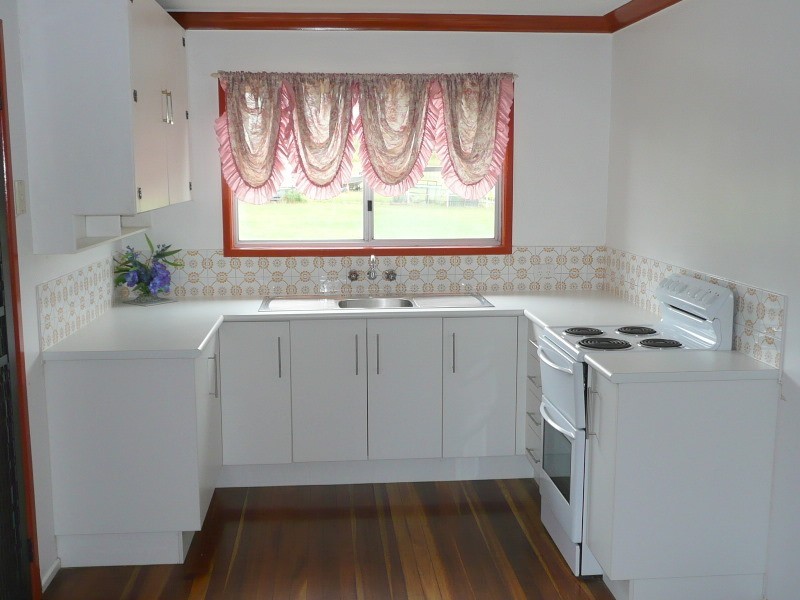 33 Melville Street, Stanwell QLD 4702