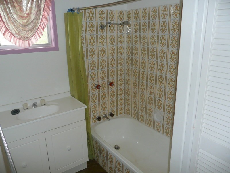 33 Melville Street, Stanwell QLD 4702