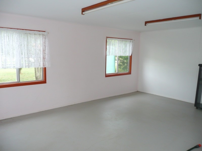 33 Melville Street, Stanwell QLD 4702