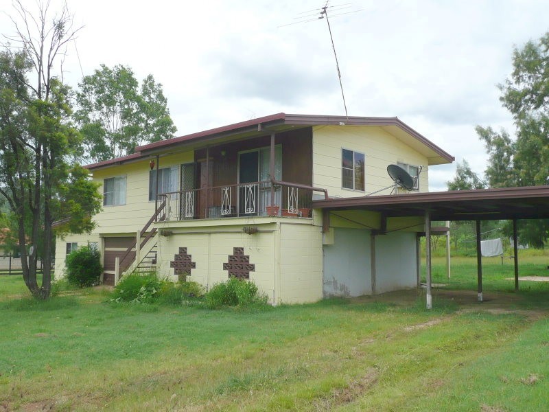 33 Melville Street, Stanwell QLD 4702