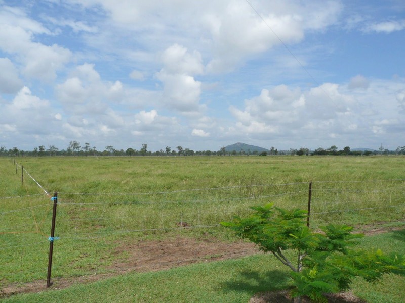 46 HUGHES ROAD, Alton Downs QLD 4702