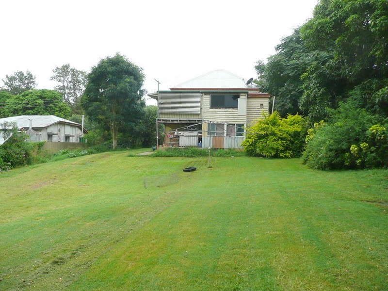 38 East Street, Mount Morgan QLD 4714