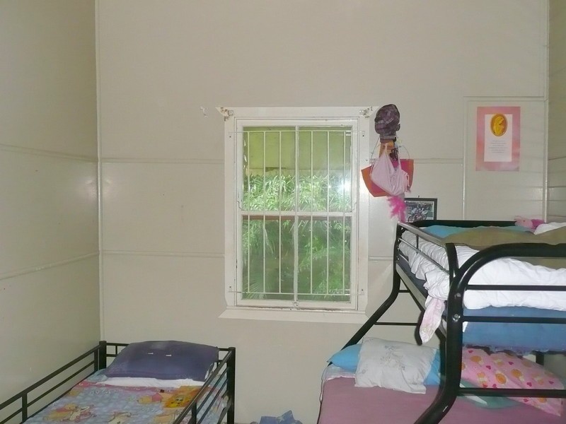 38 East Street, Mount Morgan QLD 4714