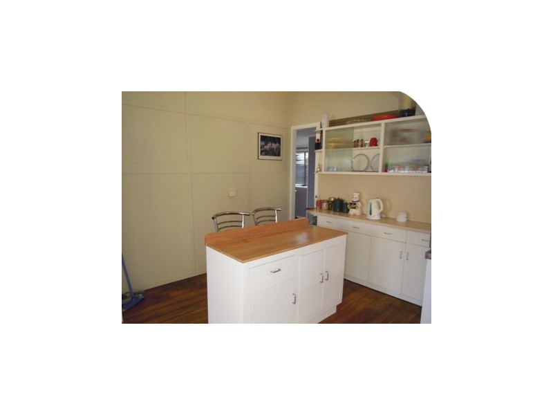 14  Tomkins Street, Berserker QLD 4701