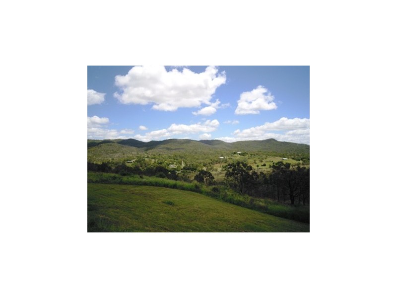 13 Cole Ave, Mount Morgan QLD 4714