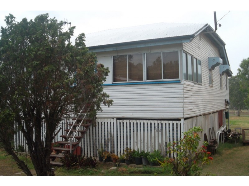 42 James Street, Mount Morgan QLD 4714