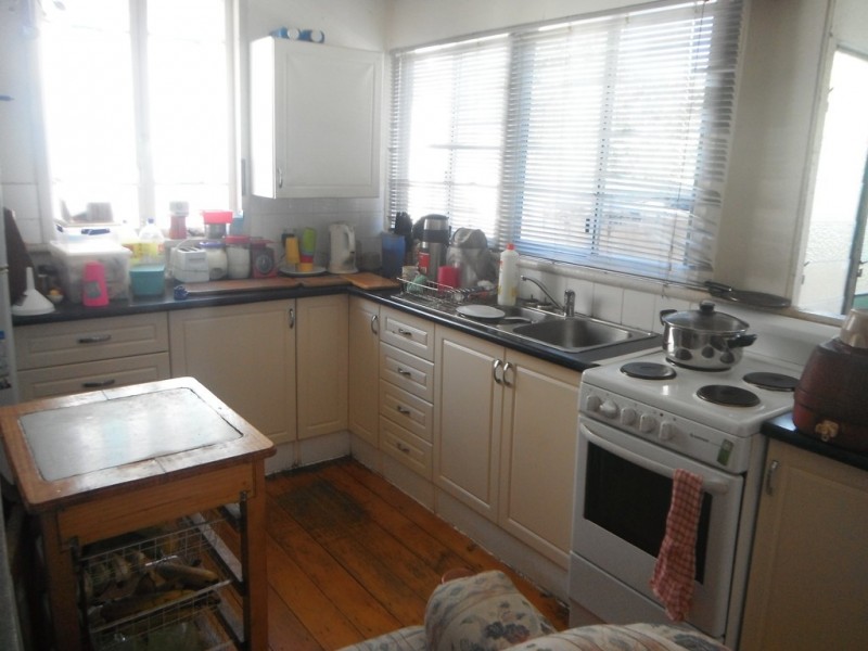 42 James Street, Mount Morgan QLD 4714