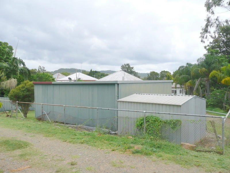 6 Bridge Street, Mount Morgan QLD 4714