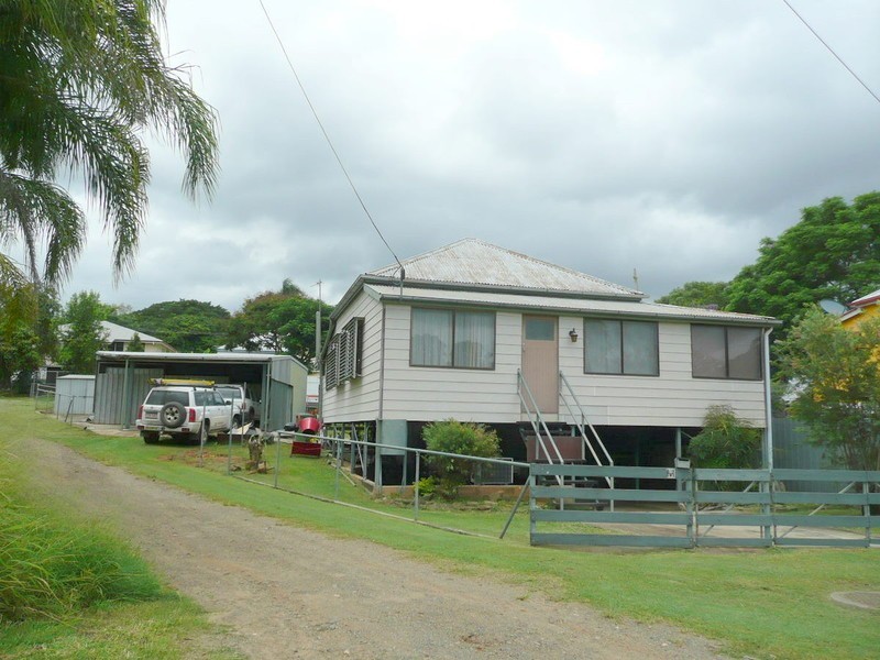 6 Bridge Street, Mount Morgan QLD 4714