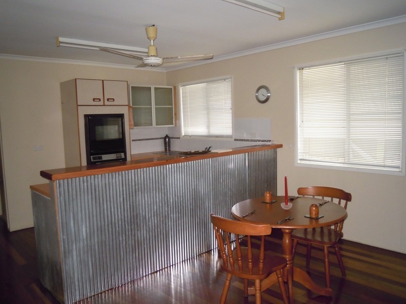 25 Hogan Street, Park Avenue QLD 4701