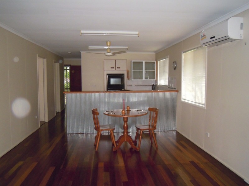 25 Hogan Street, Park Avenue QLD 4701