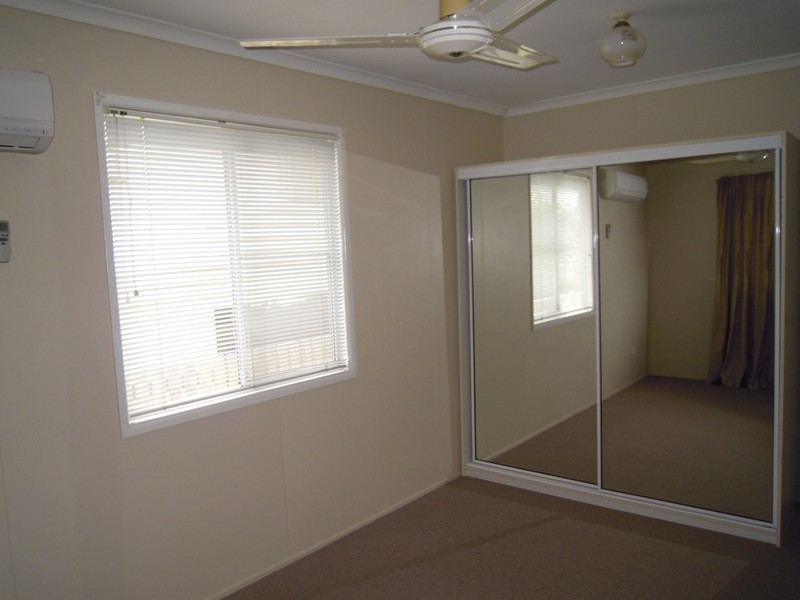 25 Hogan Street, Park Avenue QLD 4701