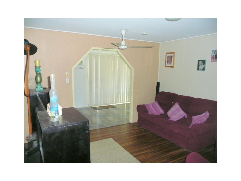 66 Kershaw Street, Park Avenue QLD 4701