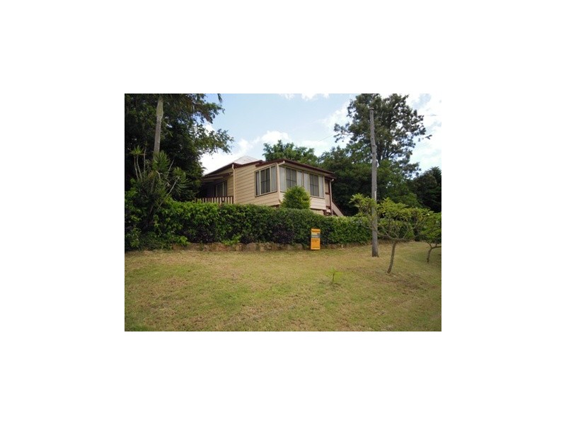 16 River Street, Mount Morgan QLD 4714