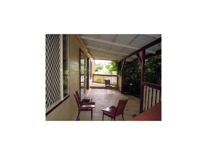 16 River Street, Mount Morgan QLD 4714