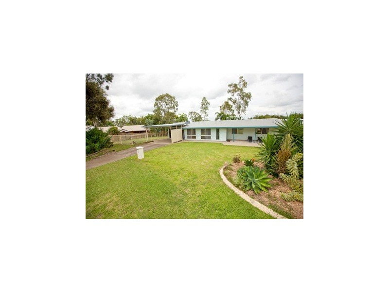 6 Macaulay Street, Kawana QLD 4701