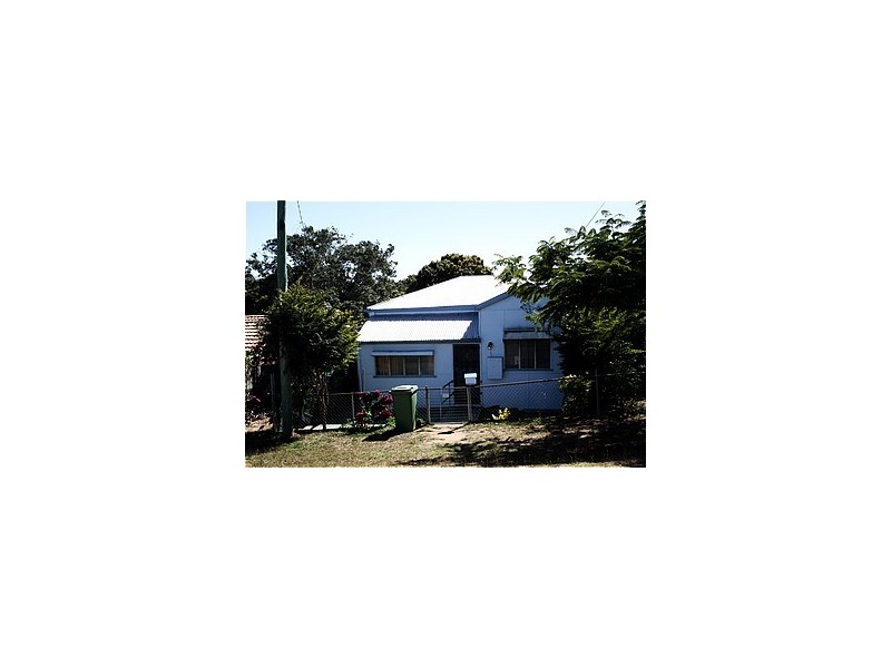 9 Gordon Street, Mount Morgan QLD 4714