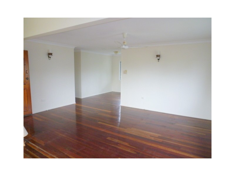 23 Westmoreland Street, Kawana QLD 4701