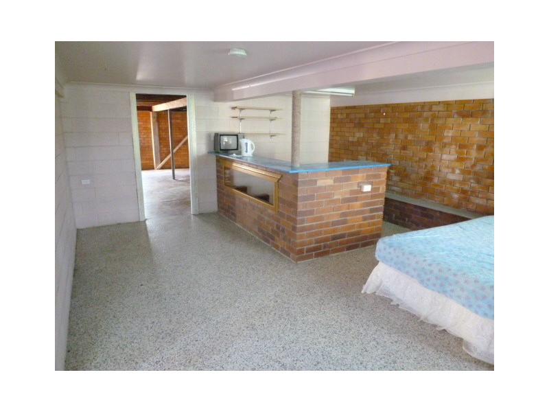 23 Westmoreland Street, Kawana QLD 4701