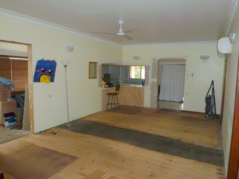 27 Breakspear Street, Gracemere QLD 4702