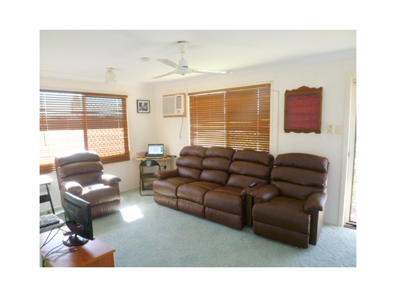 2 Rosewood Avenue, Gracemere QLD 4702