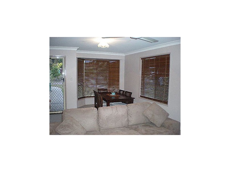 15 Poole Street, Kawana QLD 4701