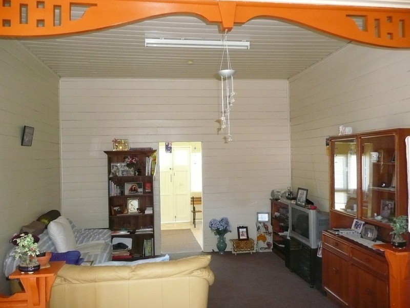 62 James Street, Mount Morgan QLD 4714
