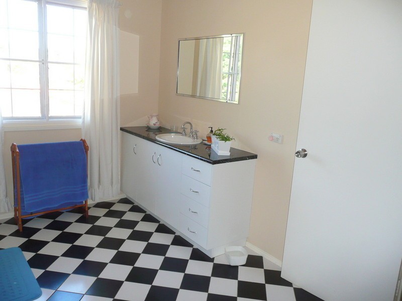 36 Conaghan Street, Gracemere QLD 4702