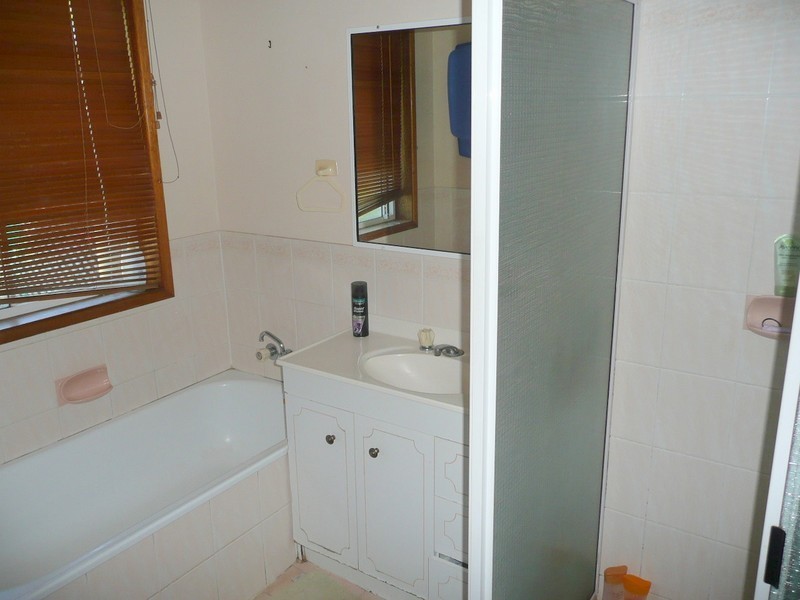 16 Brosnan Crescent, Parkhurst QLD 4702