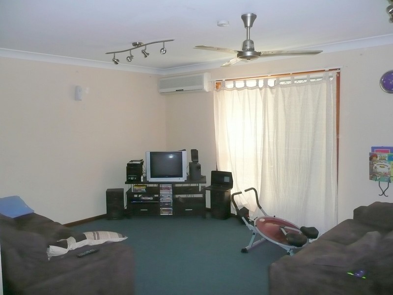 16 Brosnan Crescent, Parkhurst QLD 4702