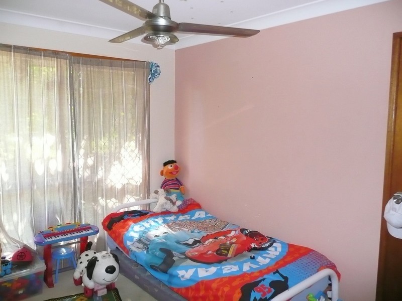 16 Brosnan Crescent, Parkhurst QLD 4702