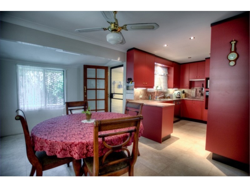 12 Dawes Street, Kawana QLD 4701
