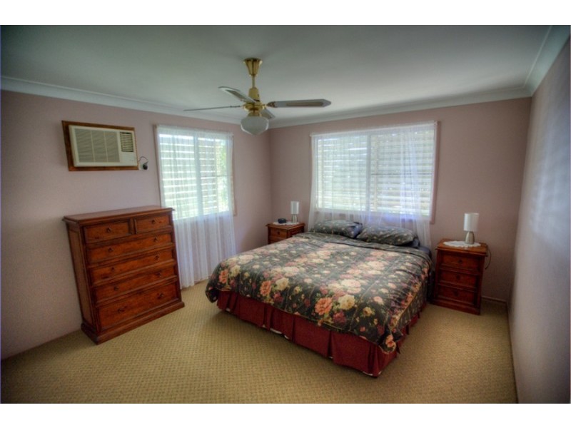 12 Dawes Street, Kawana QLD 4701