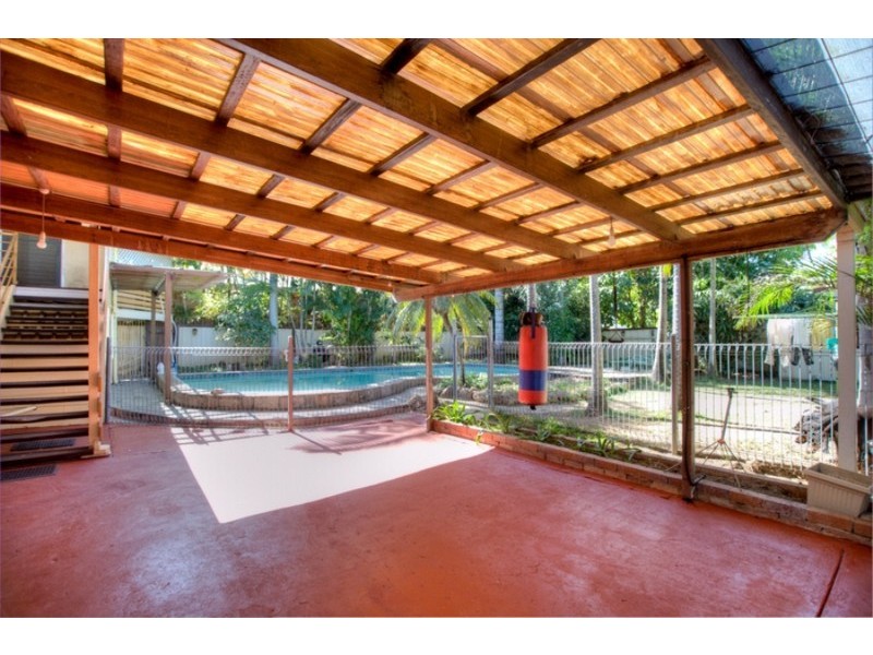 12 Dawes Street, Kawana QLD 4701