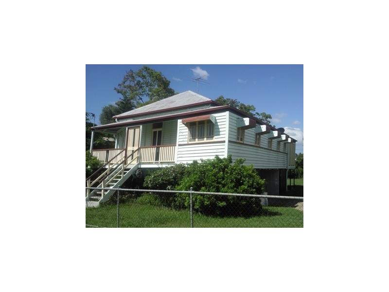 8 Gillespie Street, Wandal QLD 4700